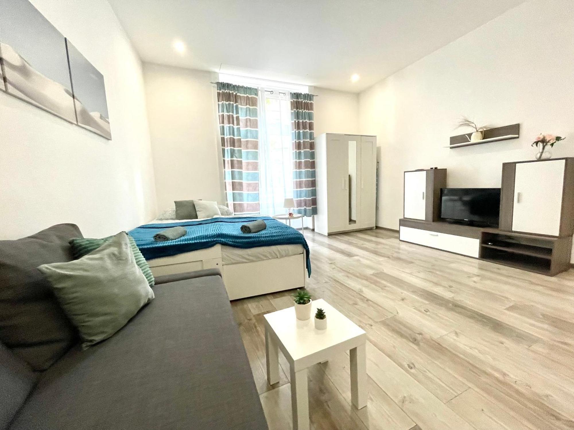 Relax Home With 2 Bedroom, 2 Bathroom For 6 People In The City Centre Free Coffee Budapest Exterior photo